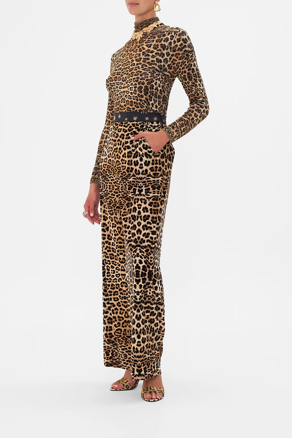 VELVET STRAIGHT LEG RELAXED TROUSER SOUL OF A STAR GAZER - Image 4