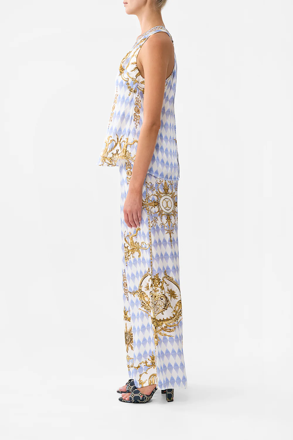 V NECK TOP WITH KNOT BACK THRONE GAMES - Image 4