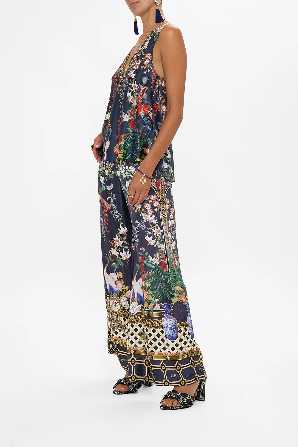V NECK TOP WITH KNOT BACK PALACIO POETRY - Image 5