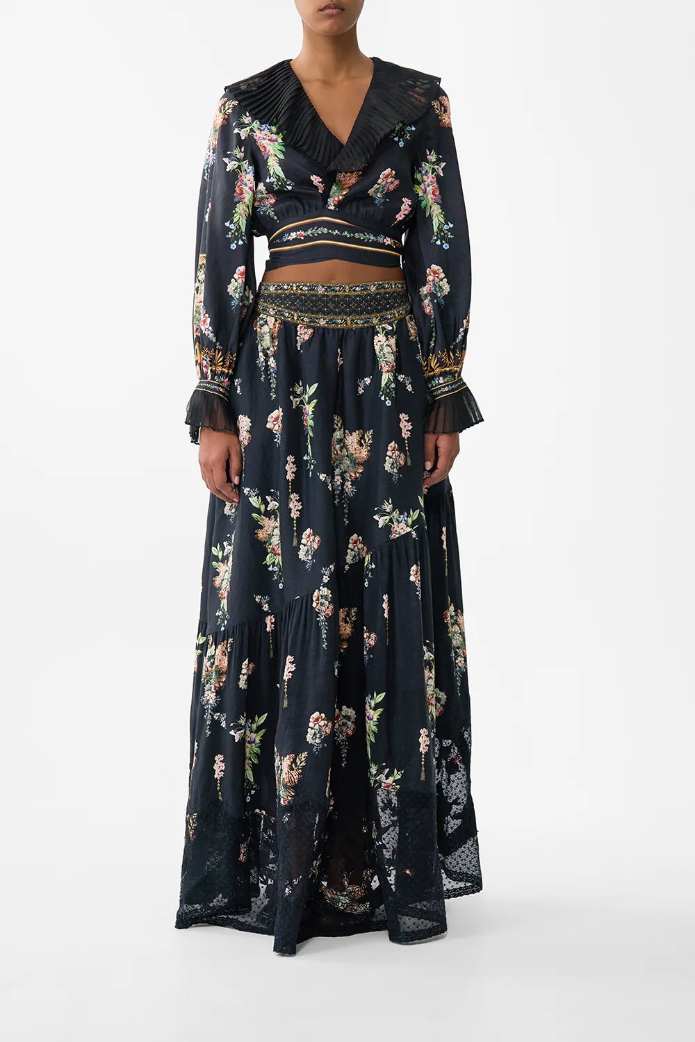 CROPPED WRAP TOP WITH PLEATED DETAIL NOBLE ENDEAVOURS