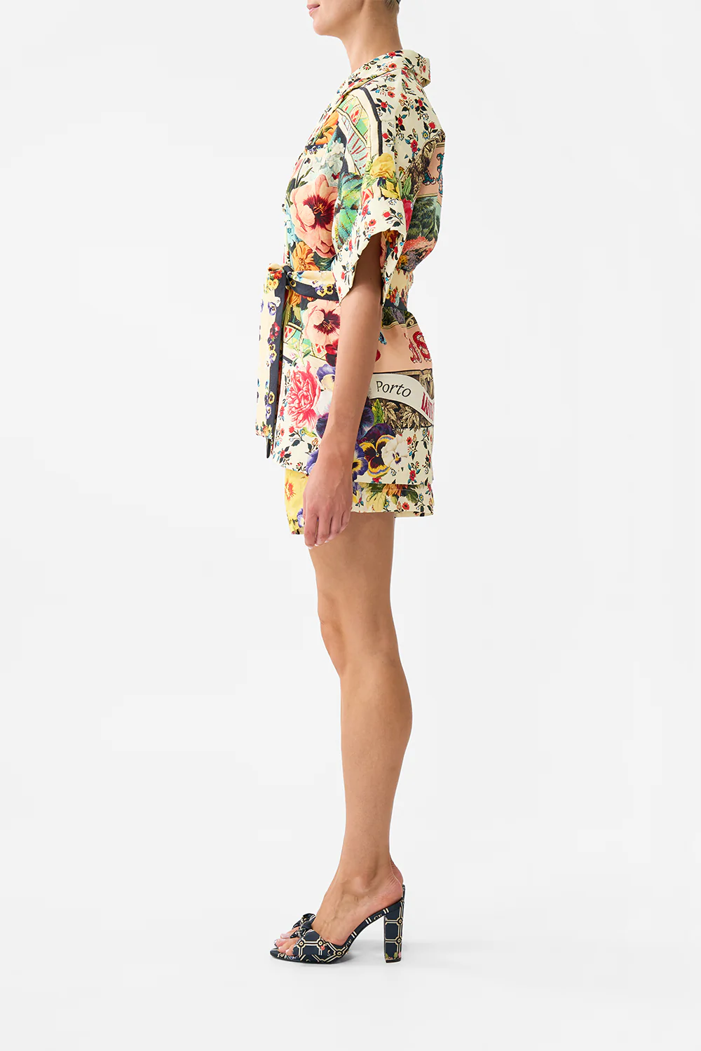 DOUBLE BREASTED SHORT SLEEVE JACKET AROMATIC AMOR - Image 4