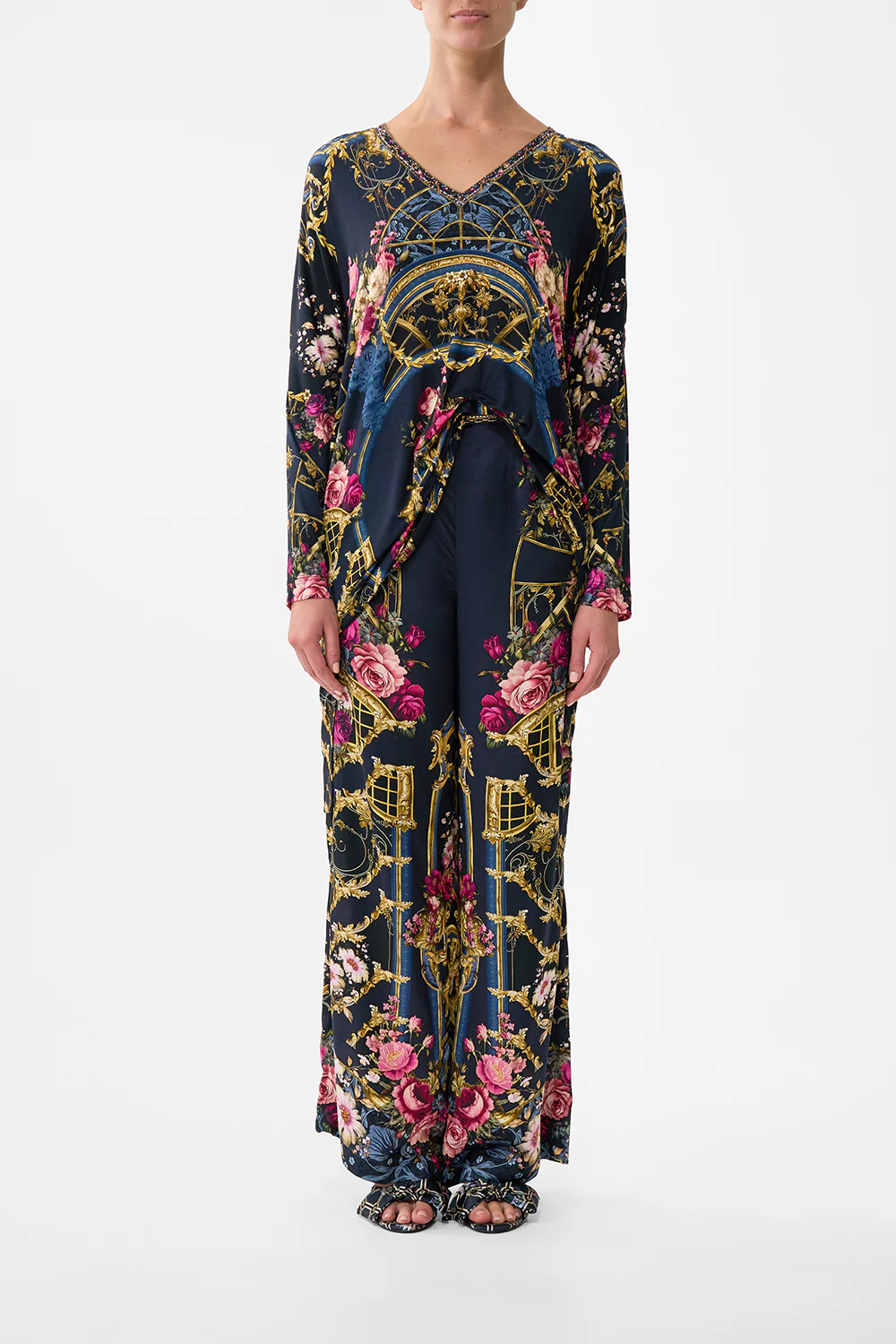 MINIMAL WIDE LEG PANT ORNATE ON A PLATE