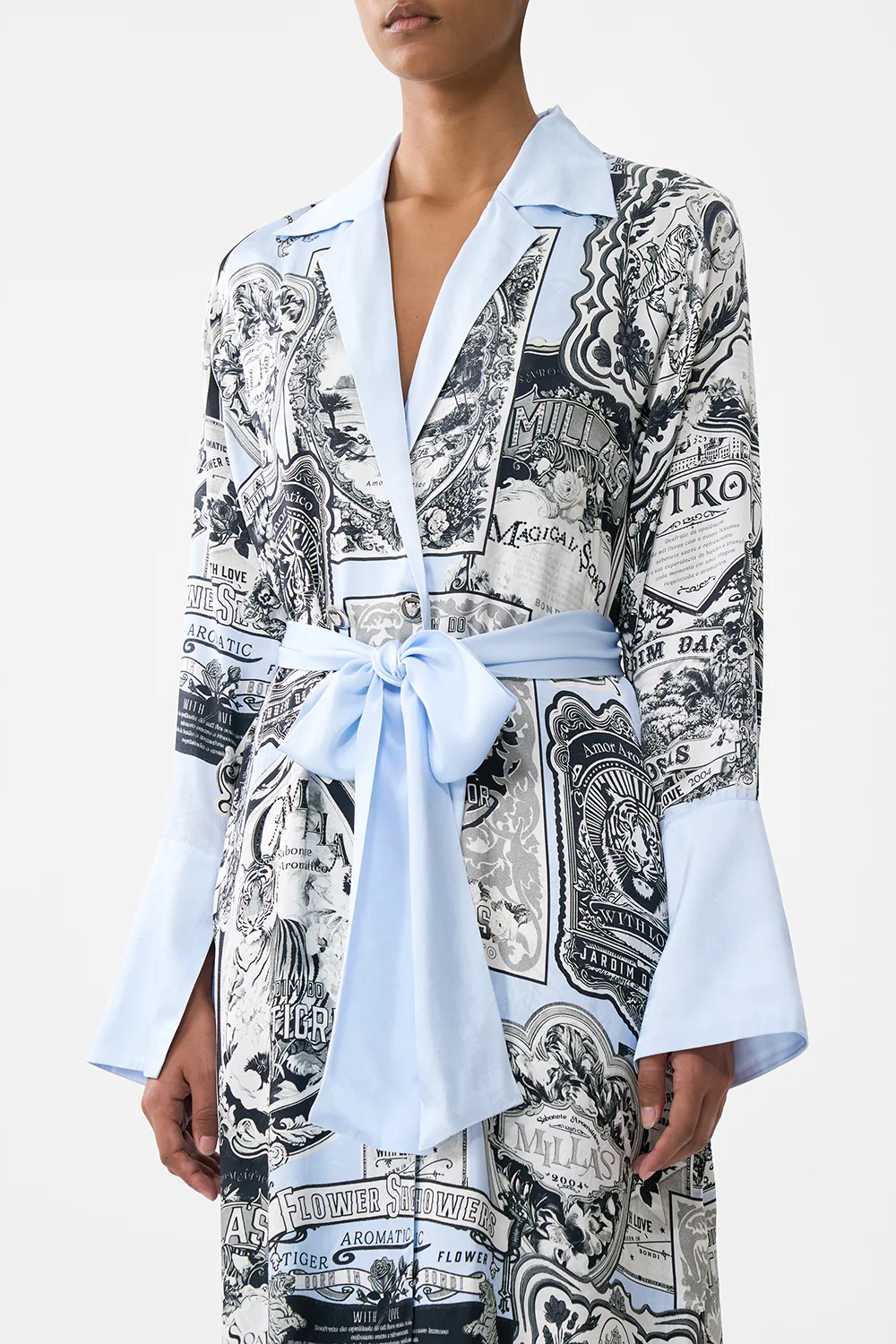 SPLIT CUFF SOFT COAT PERFUMED IN PORTO - Image 5