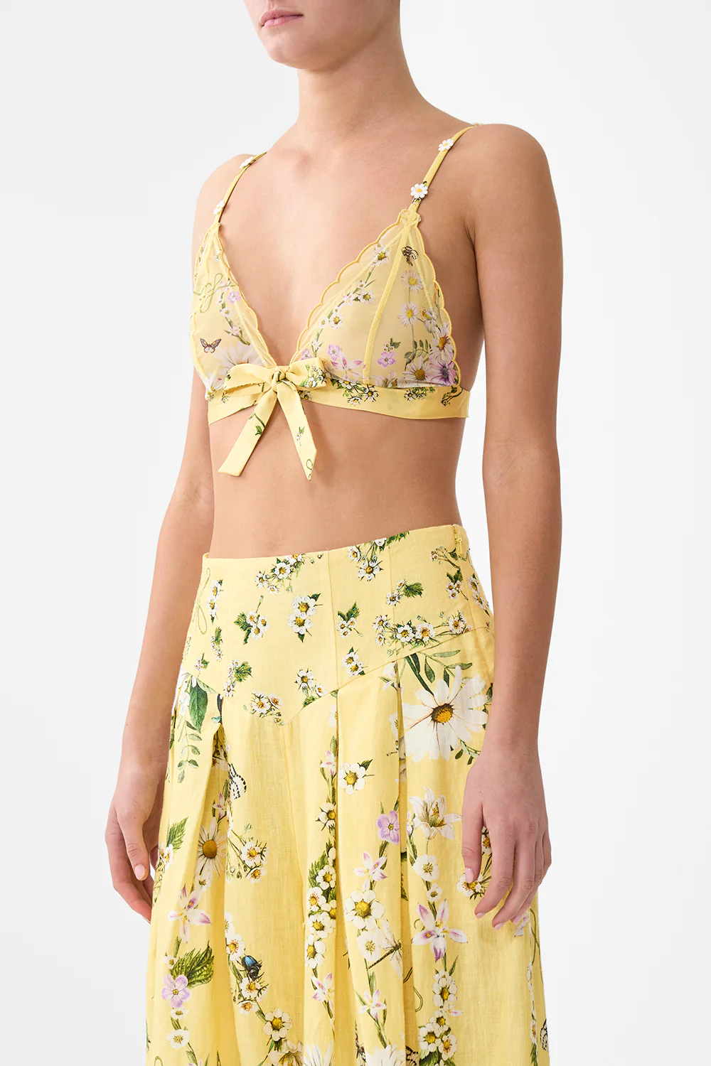 SCALLOPED EDGE TRI BRALETTE WITH BOW FRONT DAISY CHAINS - Image 5