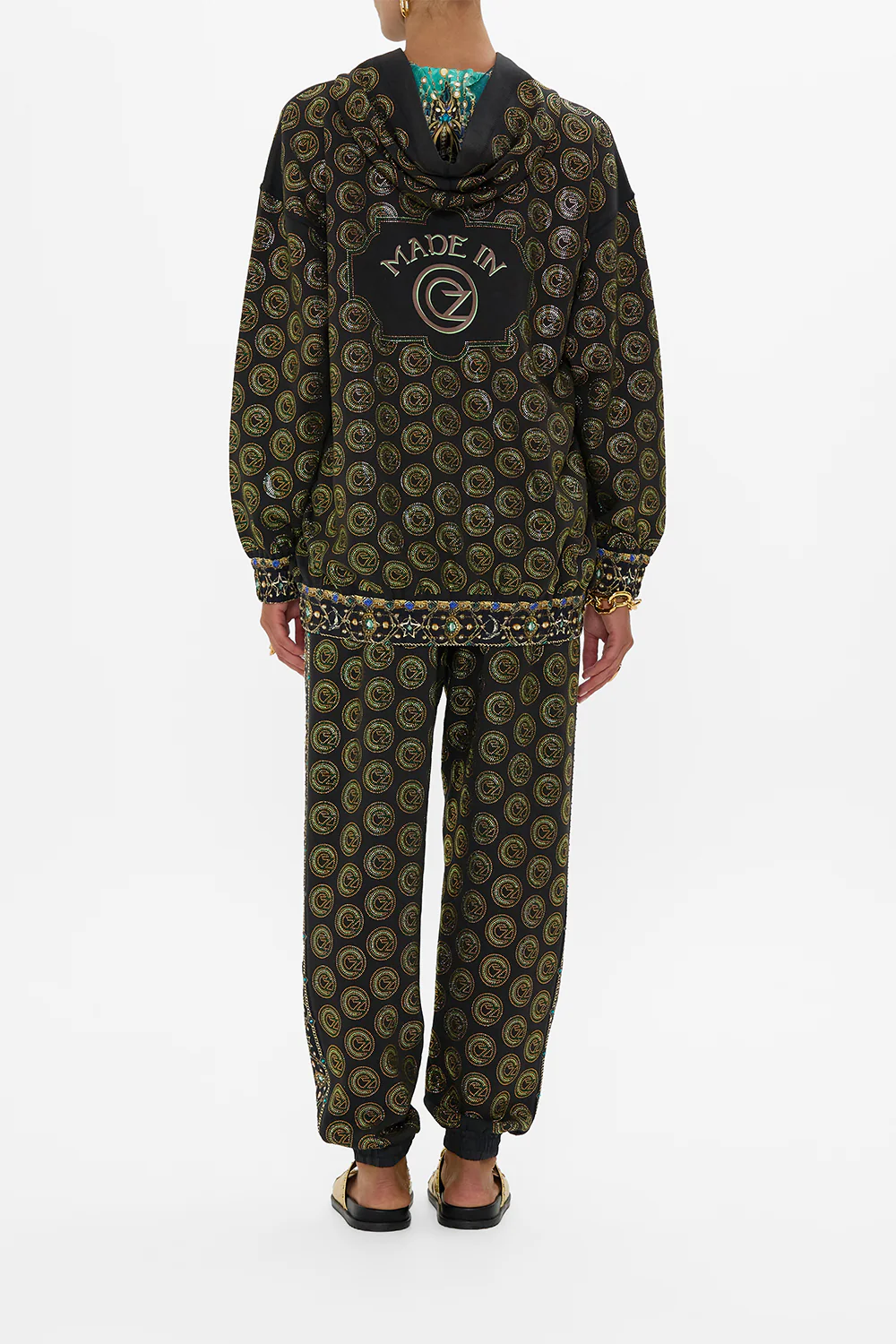 SILK BAND OVERSIZED HOODIE WITH POCKETS DEFY GRAVITY - Image 2