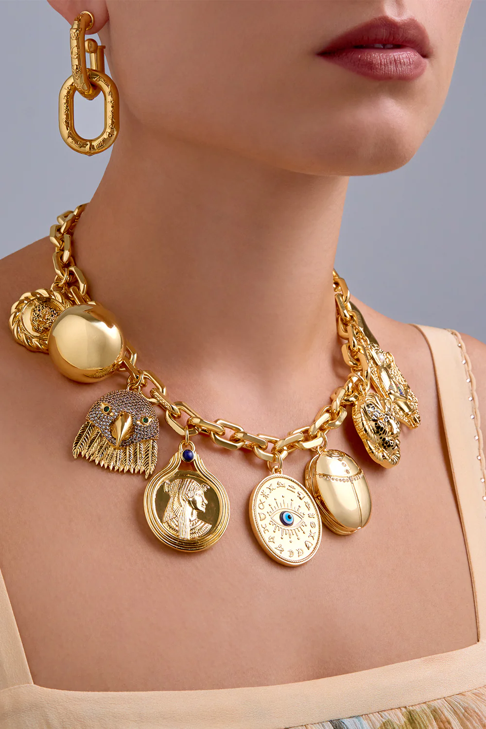 COSMIC CARTOUCHE EARRINGS GOLD - Image 3