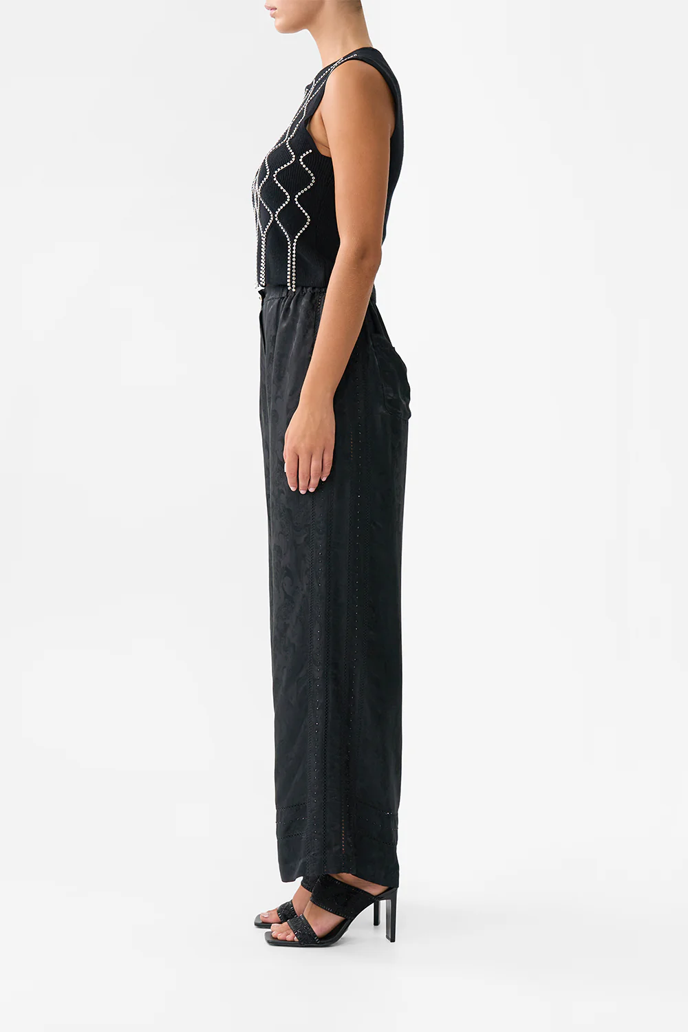 SLEEVELESS KNIT TANK TOP MONARCHY MANIA - Image 4