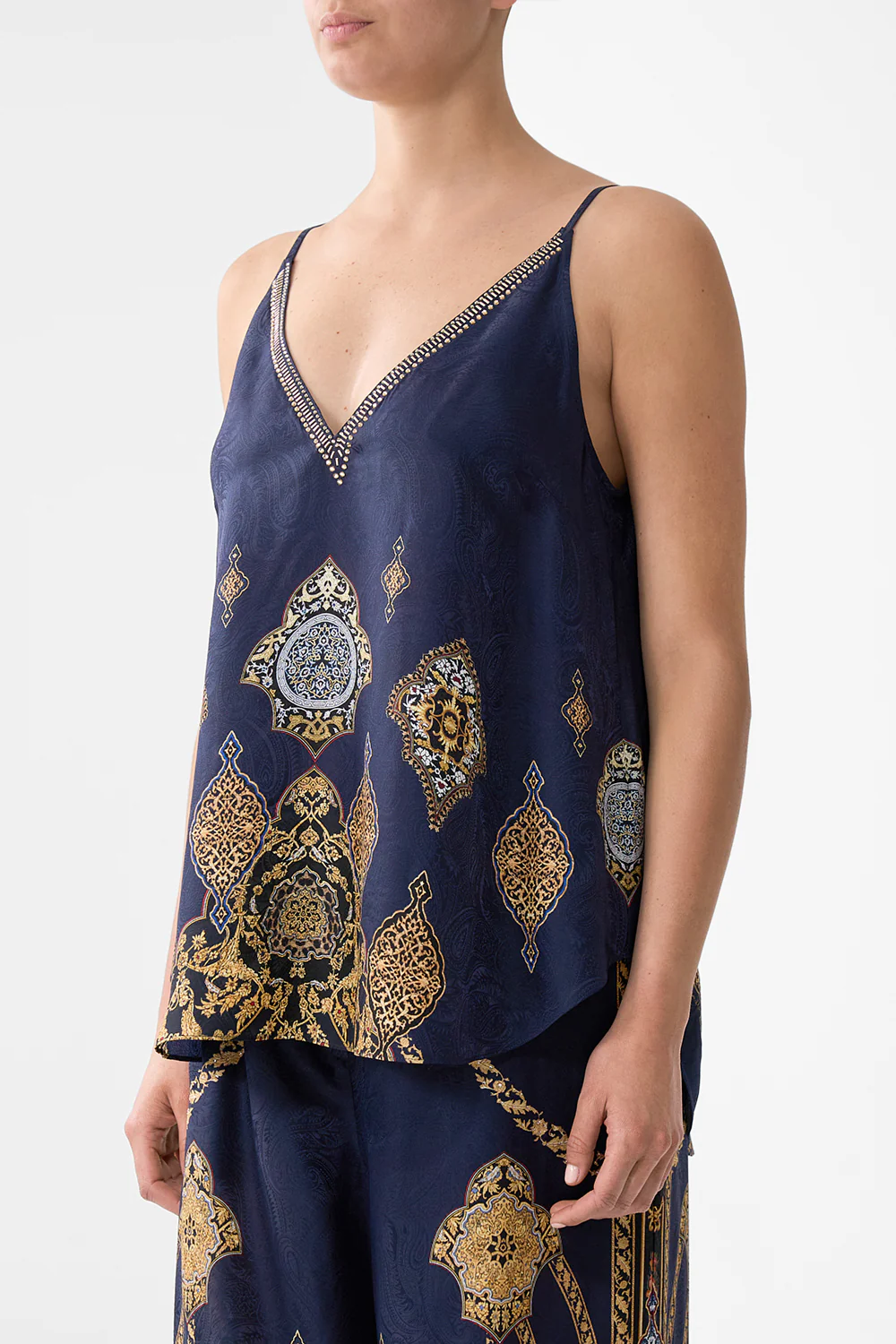 V NECK CAMI THE IMPERIAL GATE - Image 5