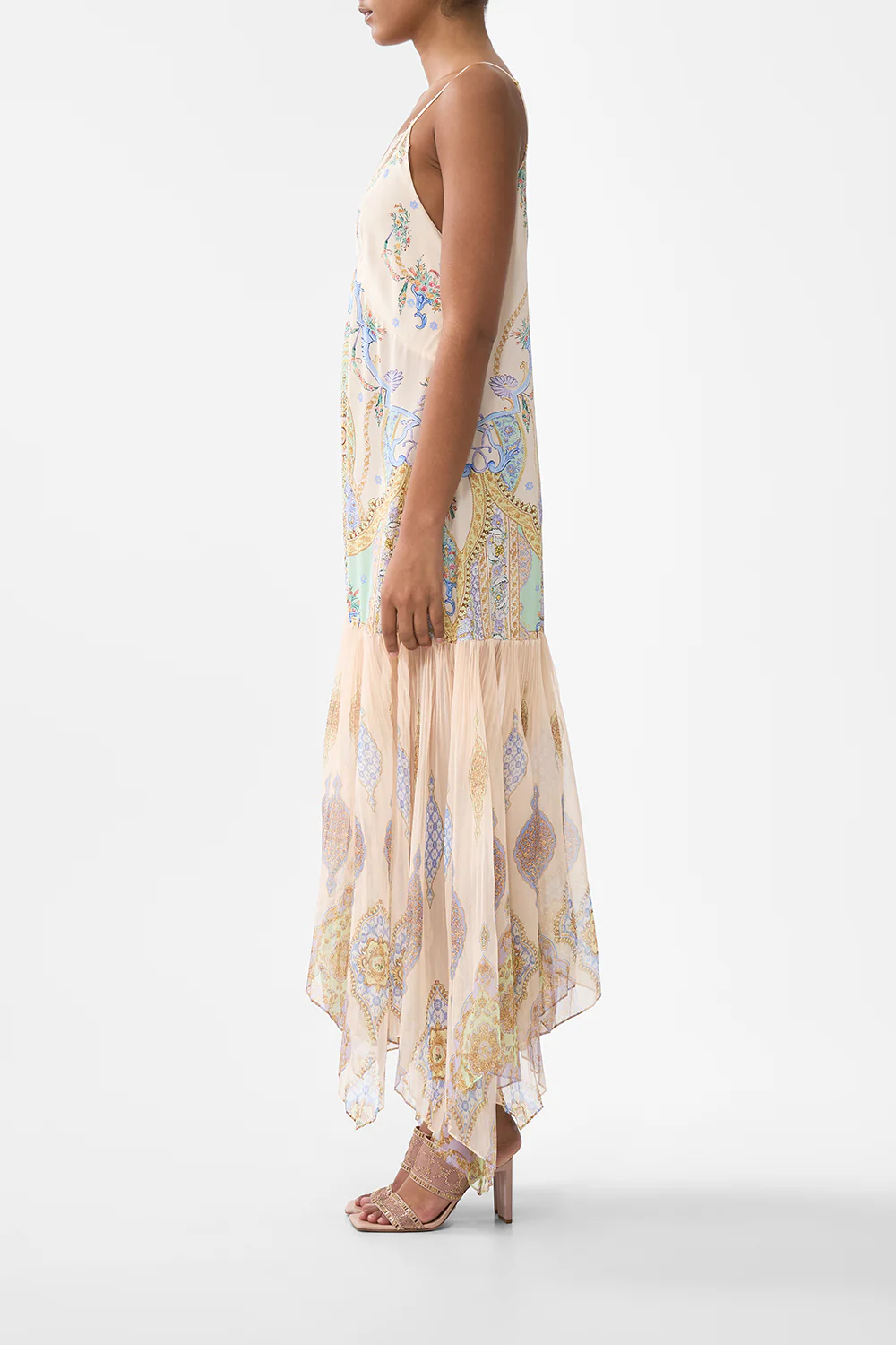 MINIMAL SLIP WITH PLEATED CHIFFON SKIRT EAST OF ISTANBUL - Image 4