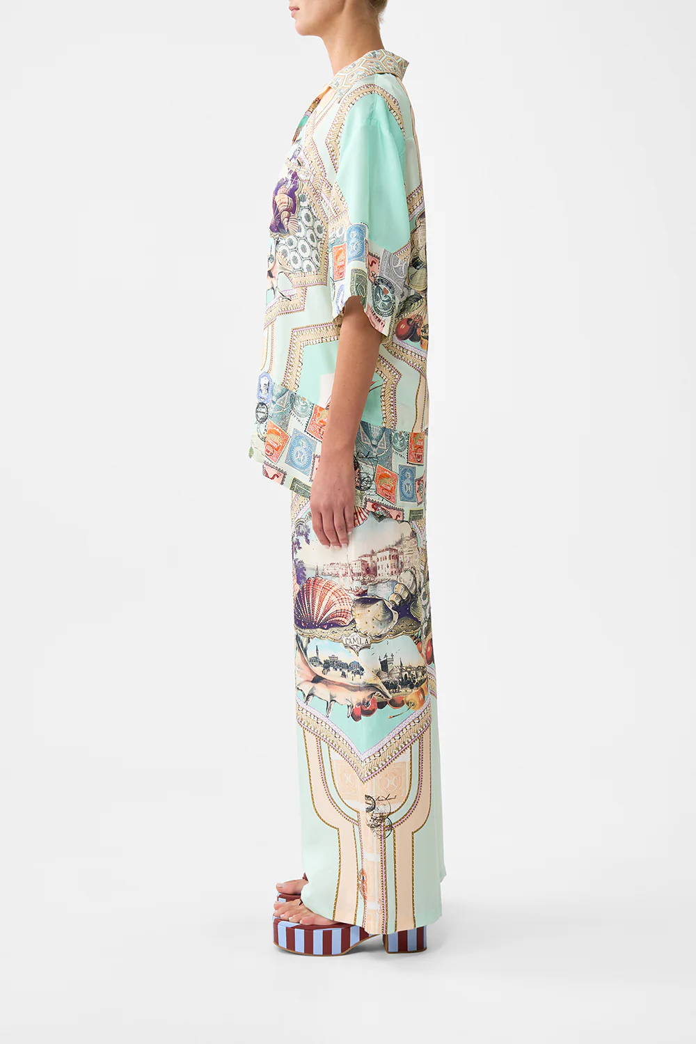 OVERSIZED SHIRT WITH POCKET WITH LOVE FROM TÜRKIYE - Image 4