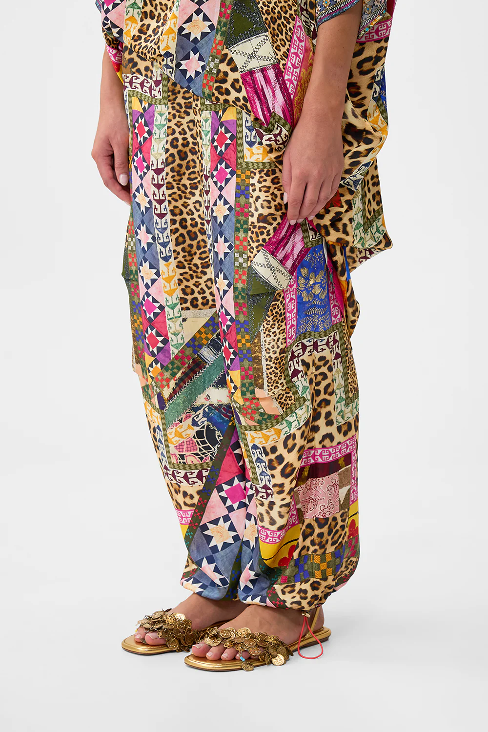 PARACHUTE PANT EMBROIDERED EVER AFTER - Image 5