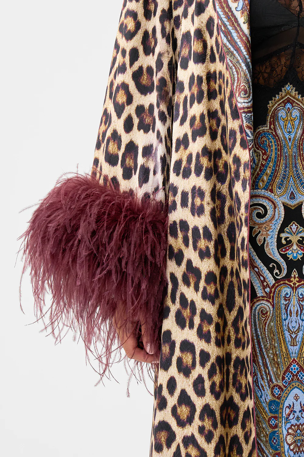 LONG ROBE WITH FLARED SLEEVE ISTANBUL ANIMALIA - Image 6