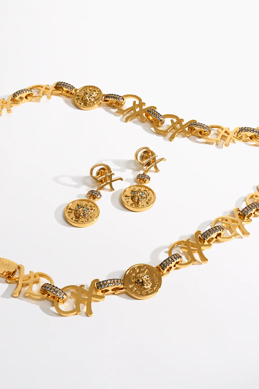 FIERCE FOLKLORE COIN BRACELET GOLD - Image 3