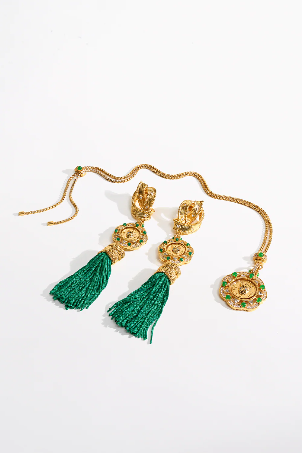 FIERCE FOLKLORE PENDANT NECKLACE GOLD - Image 4