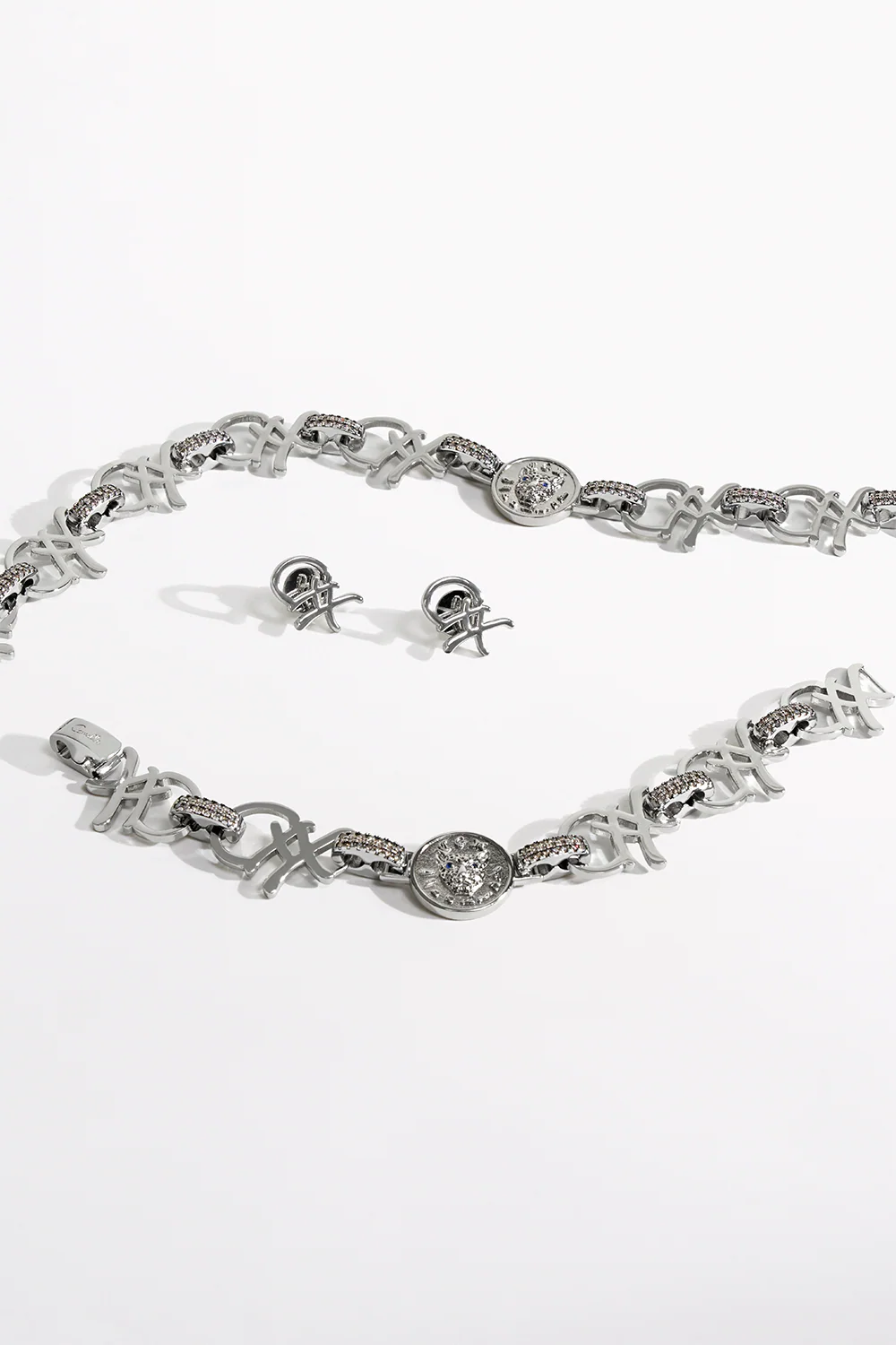 FIERCE FOLKLORE COIN NECKLACE SILVER - Image 3