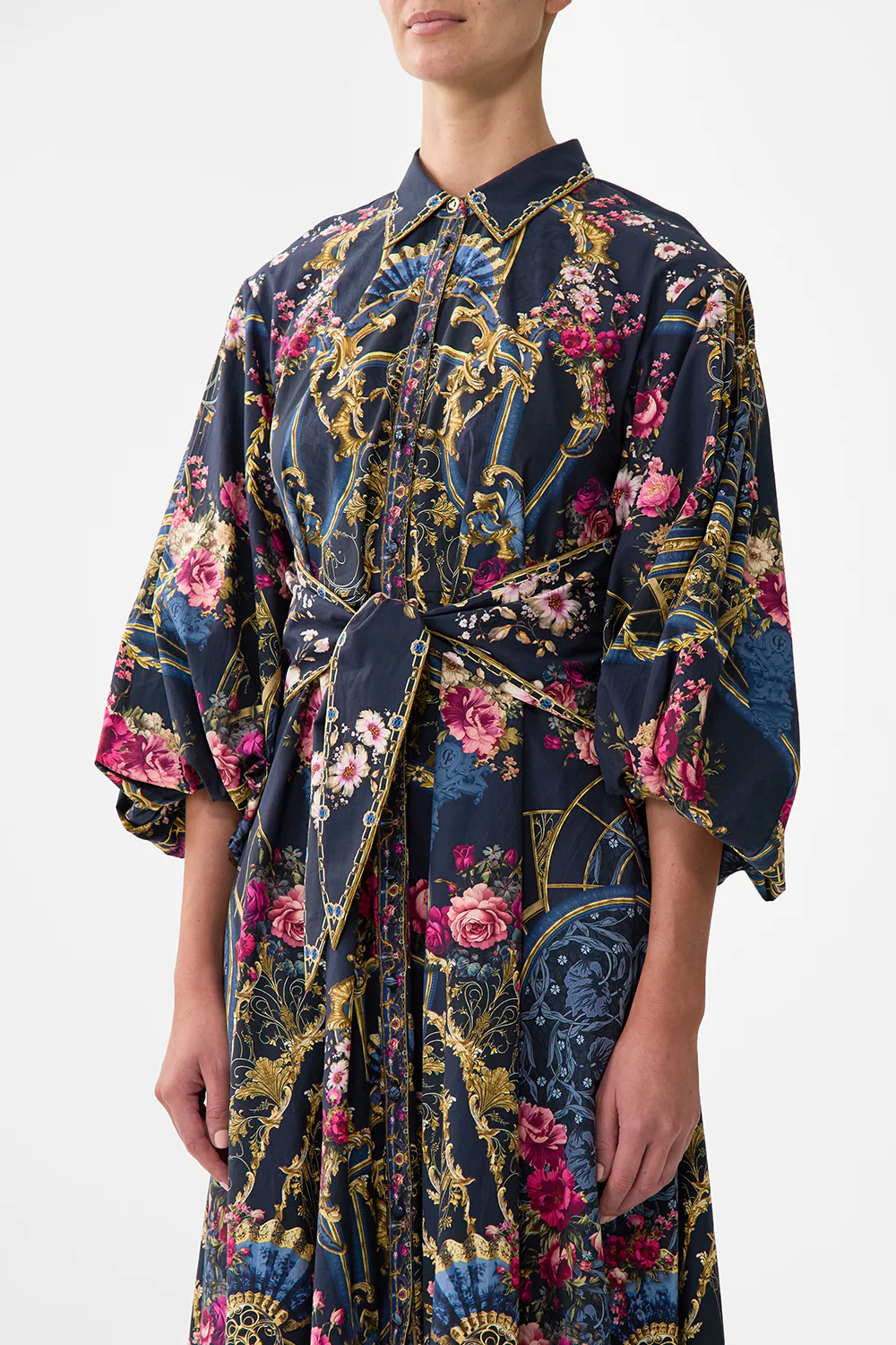 WAIST TIE SHIRT DRESS WITH BUBBLE SLEEVE ORNATE ON A PLATE - Image 5