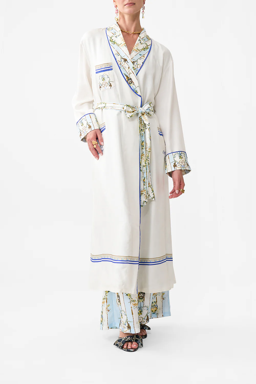 LONG ROBE WITH TIE VENUS ON A VESPA - Image 6
