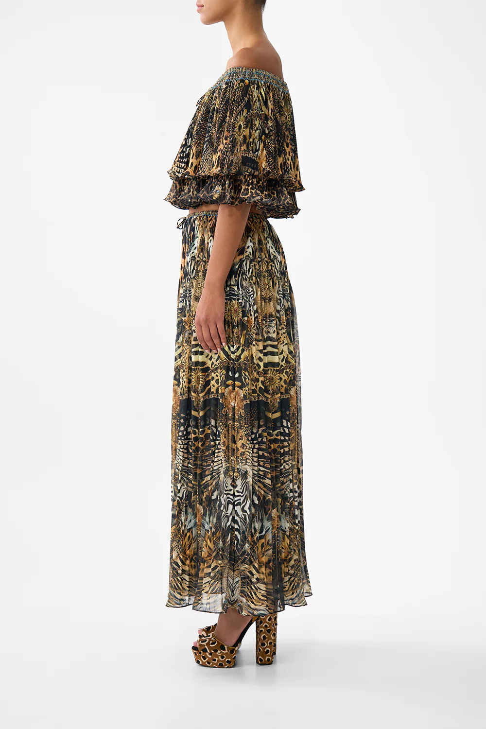OFF SHOULDER SHORT SLEEVE PLEATED TOP FELINE FOLKLORE - Image 4