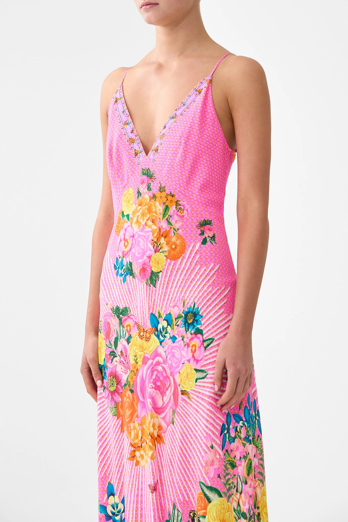 V-NECK FULL LENGTH BIAS SLIP DRESS ILLUSTRATION NATION - Image 5