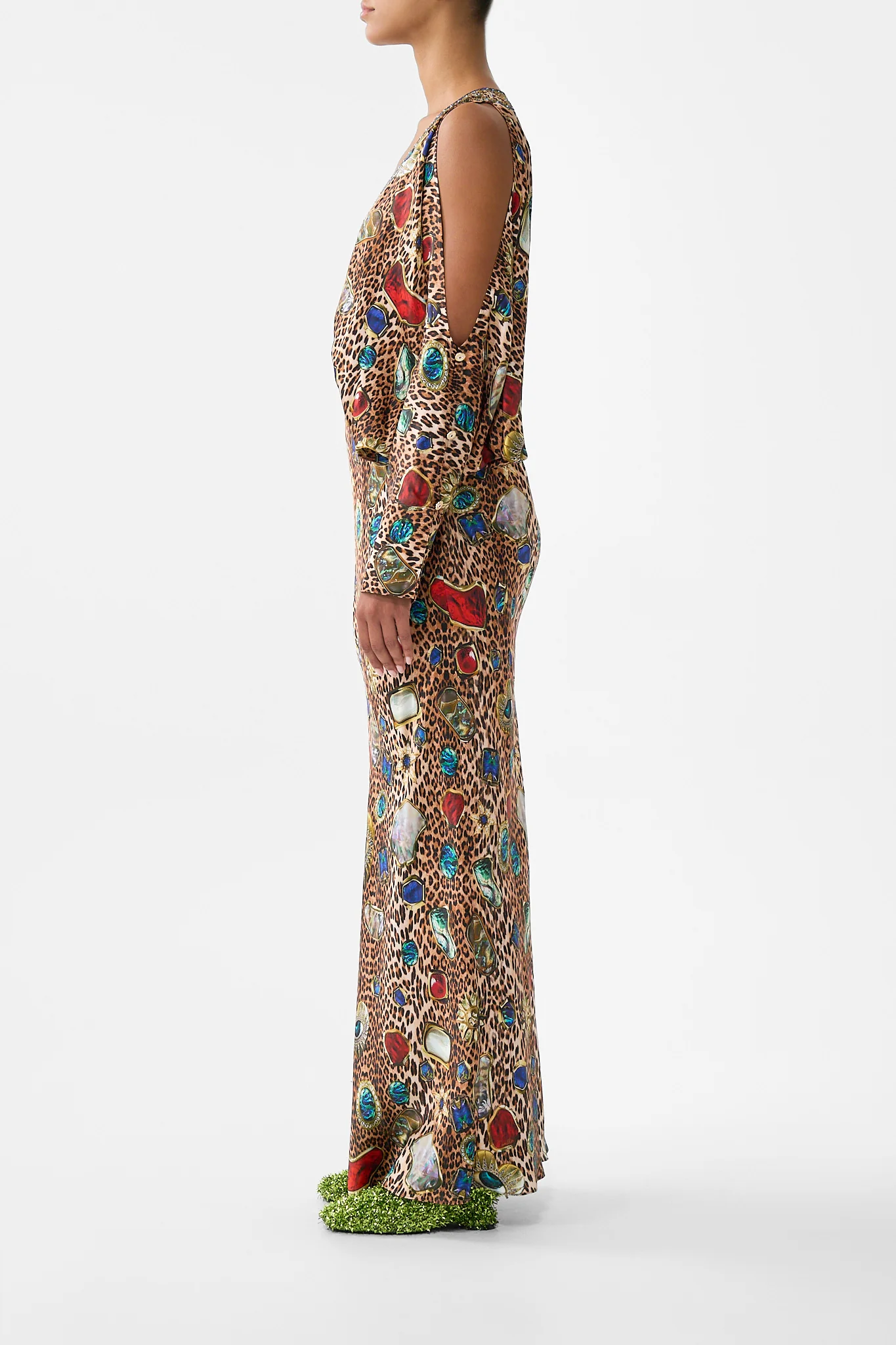 PLUNGE NECK DRAPED SHOULDER DRESS NAZAR NIRVANA - Image 4