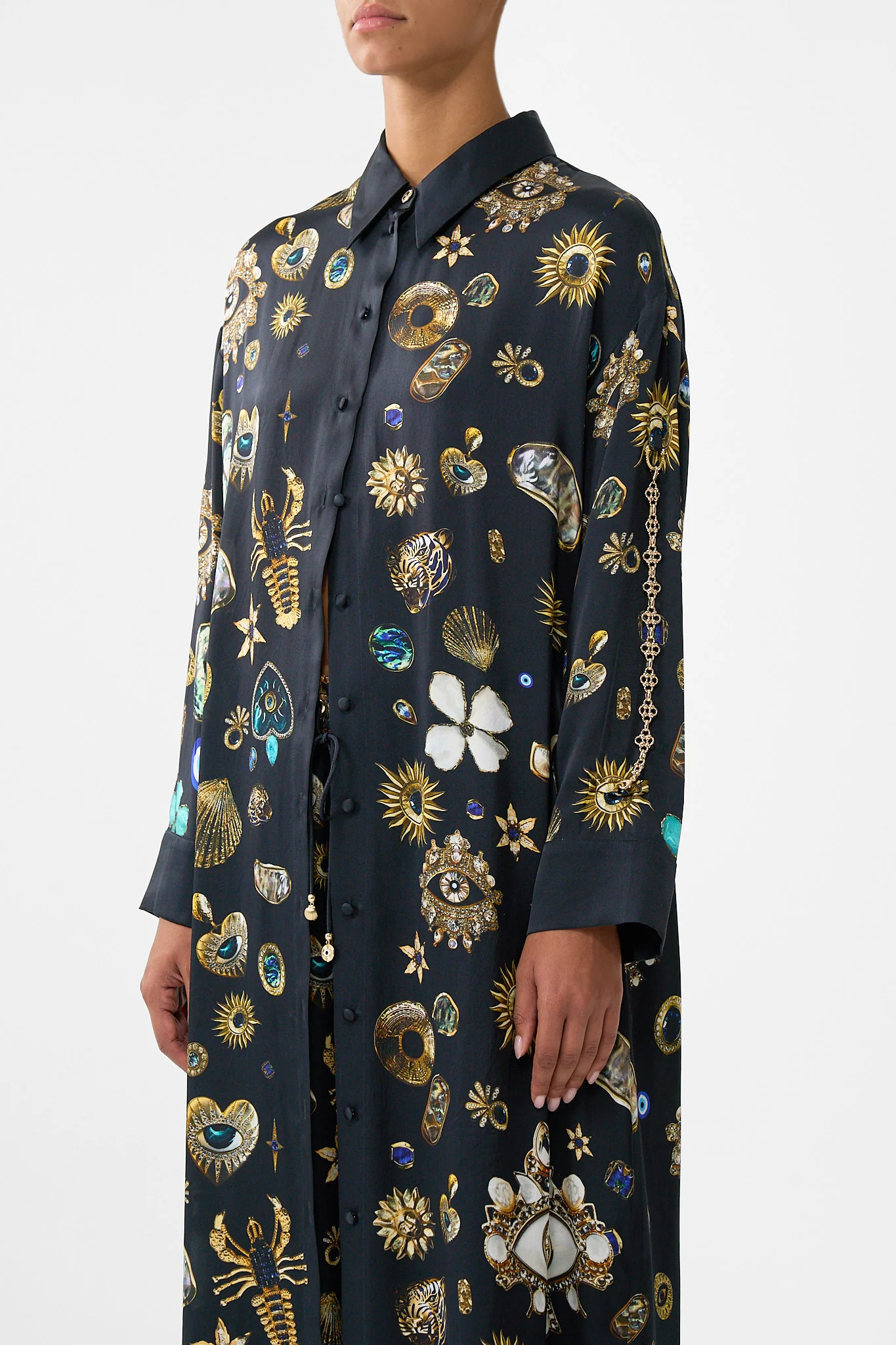 SHIRT DRESS WITH BACK BUTTON DETAIL AMULETS AND ALCHEMY - Image 5