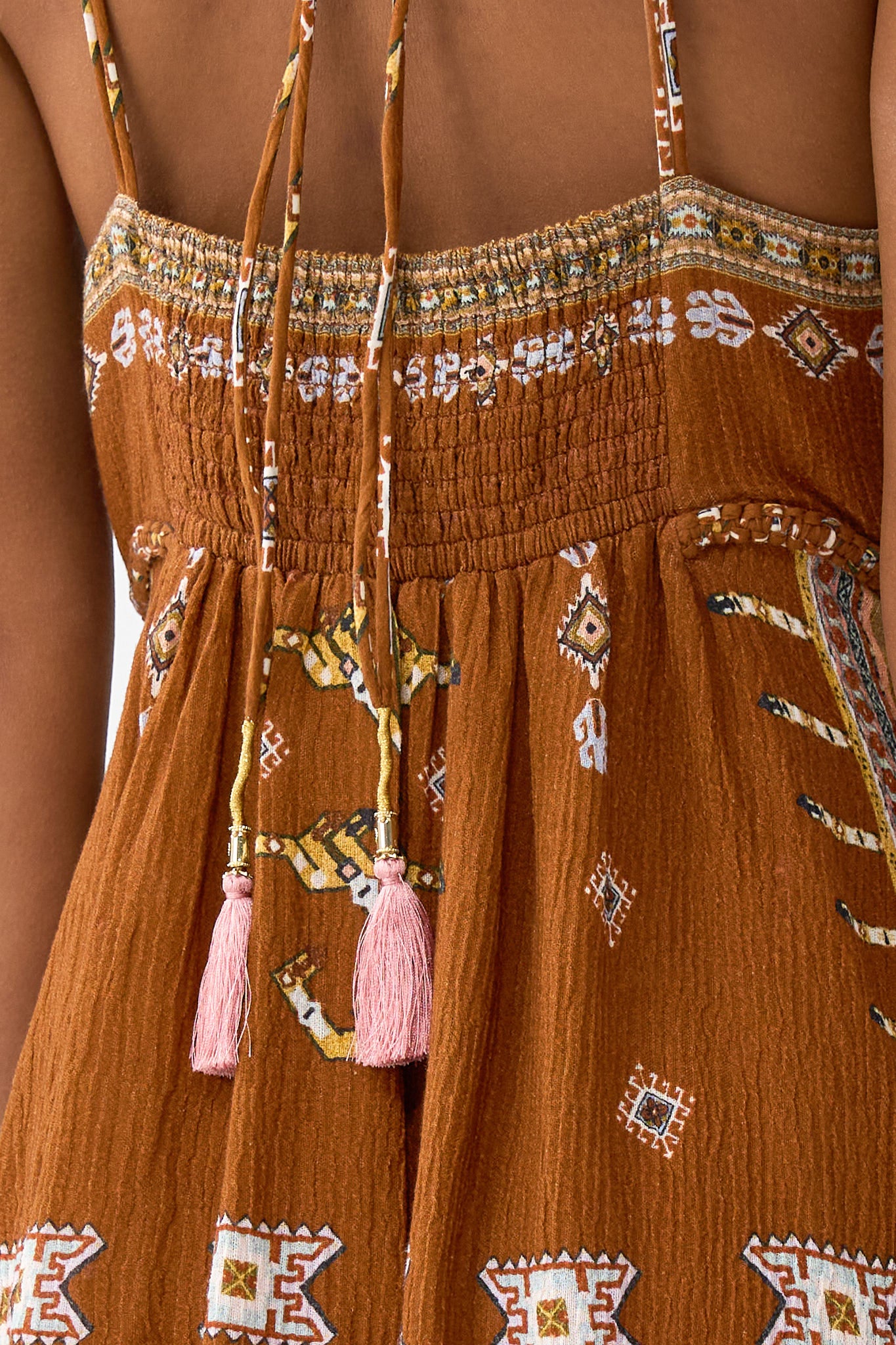 SHORT FLARED DRESS WITH MACRAME DETAIL FABRIC OF TIME - Image 6