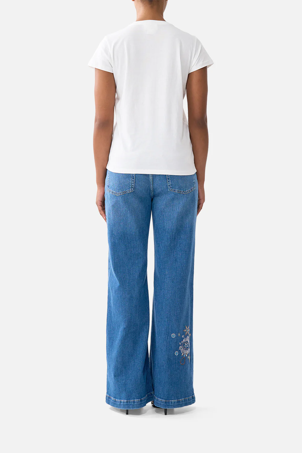 SLIM FIT ROUND NECK T-SHIRT - WHITE/MULTI TOTEMS AND TREASURES - Image 2