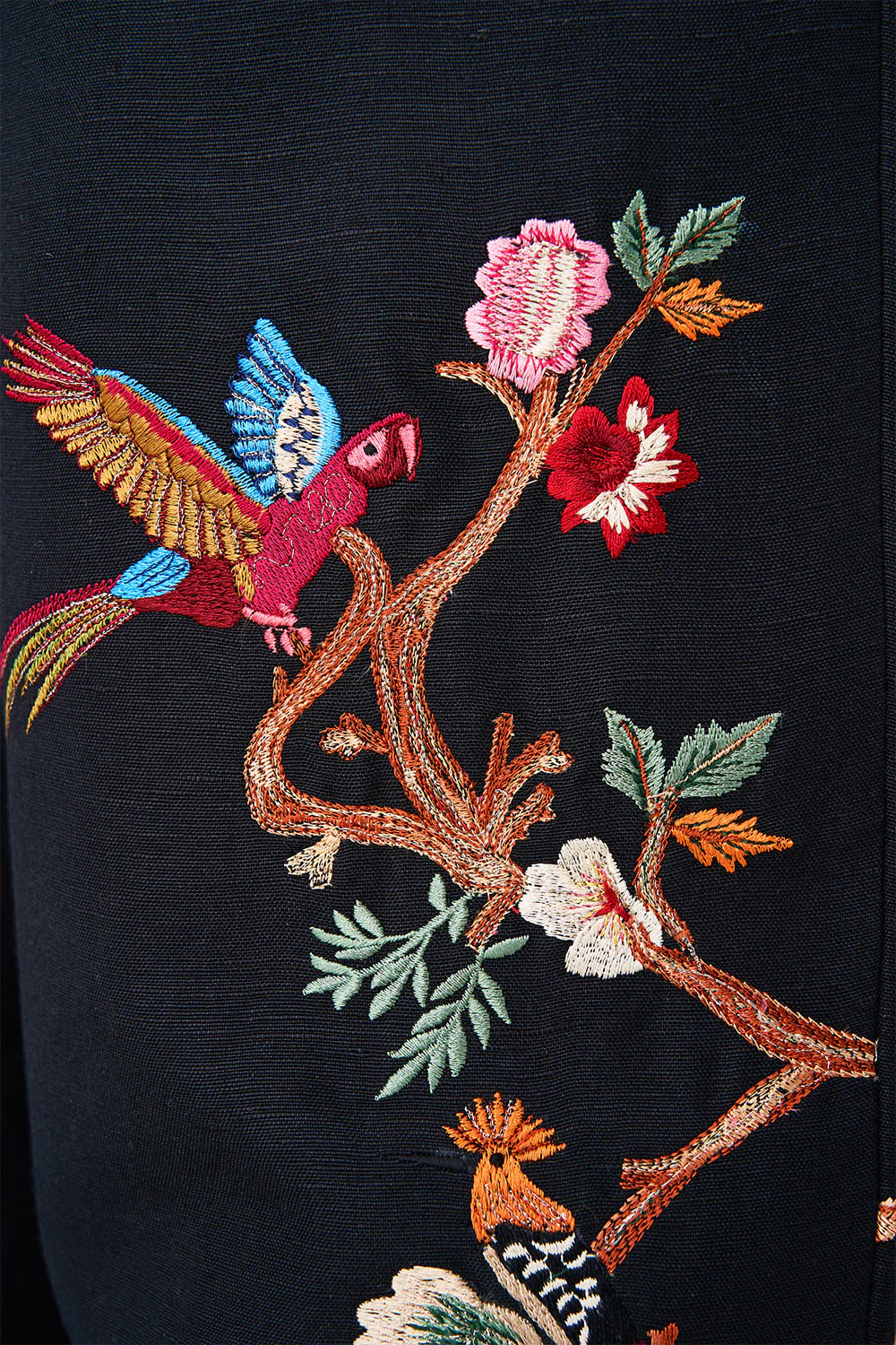 EMBROIDERED TAILORED LOUNGE PANT SULTANS AND QUEENS - Image 8
