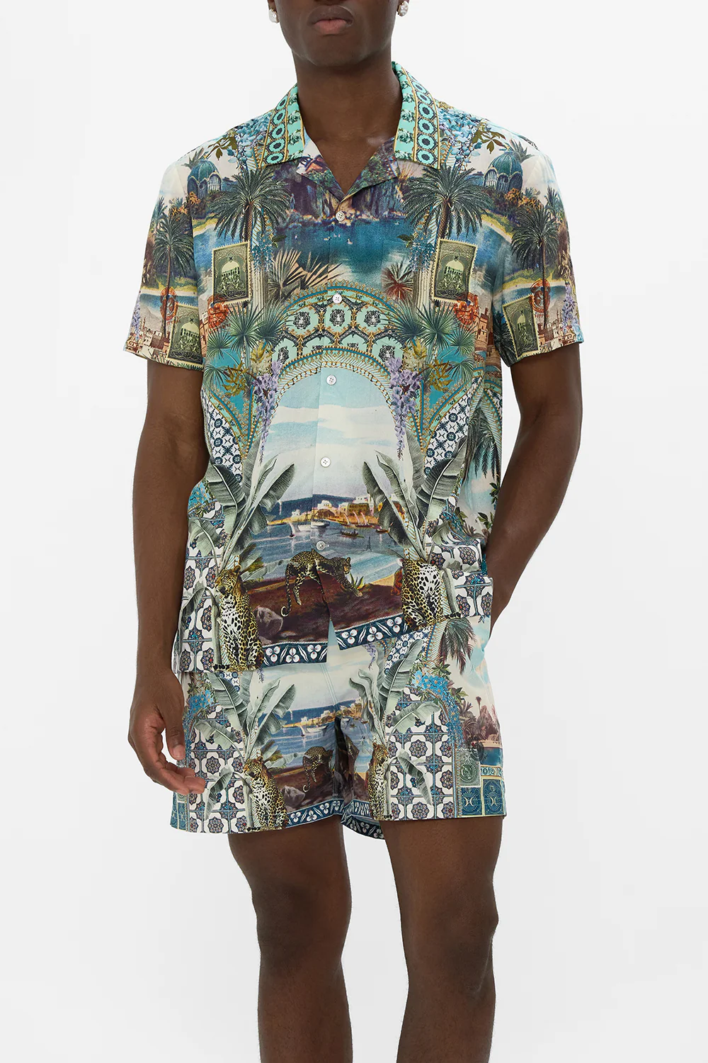 SHORT SLEEVE CAMP COLLARED SHIRT POSTCARDS & PALM TREES - Image 5