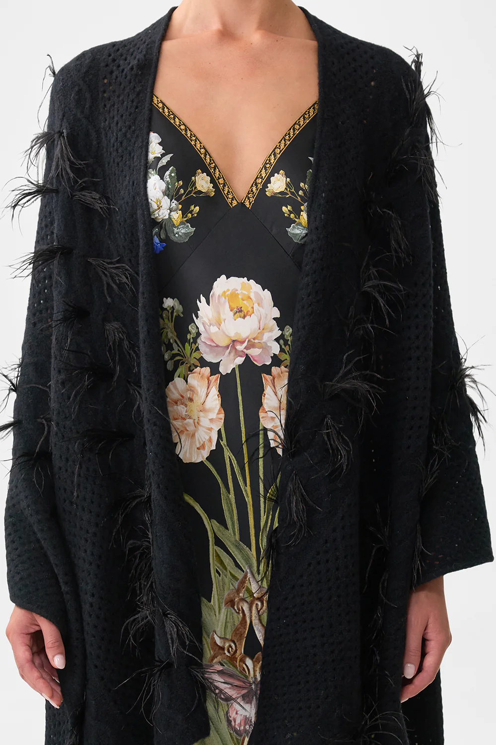 THROW OVER OTTOMAN ELEGANCE - Image 6