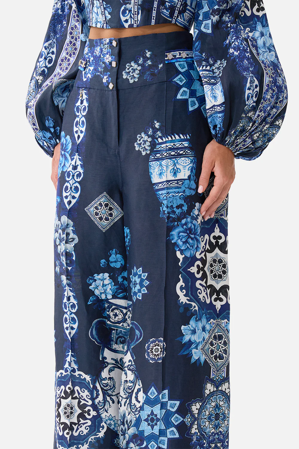 TAILORED PANT WITH WAIST BUTTON DETAIL A TILED WONDERLAND - Image 5