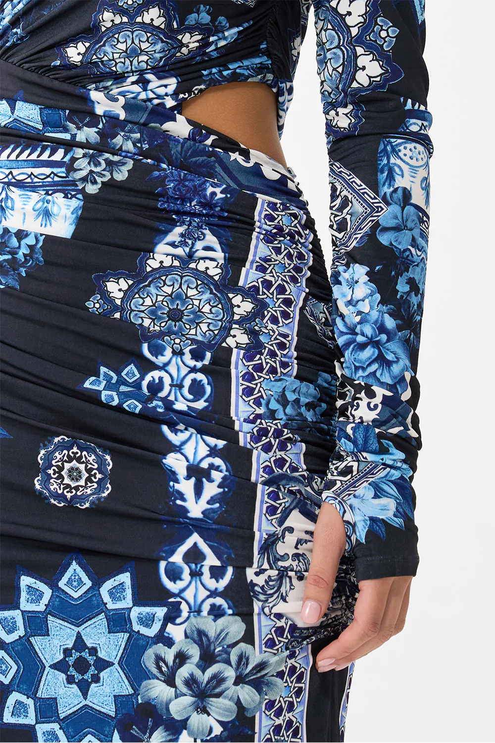 ONE SHOULDER JERSEY CUT OUT DRESS A TILED WONDERLAND - Image 6