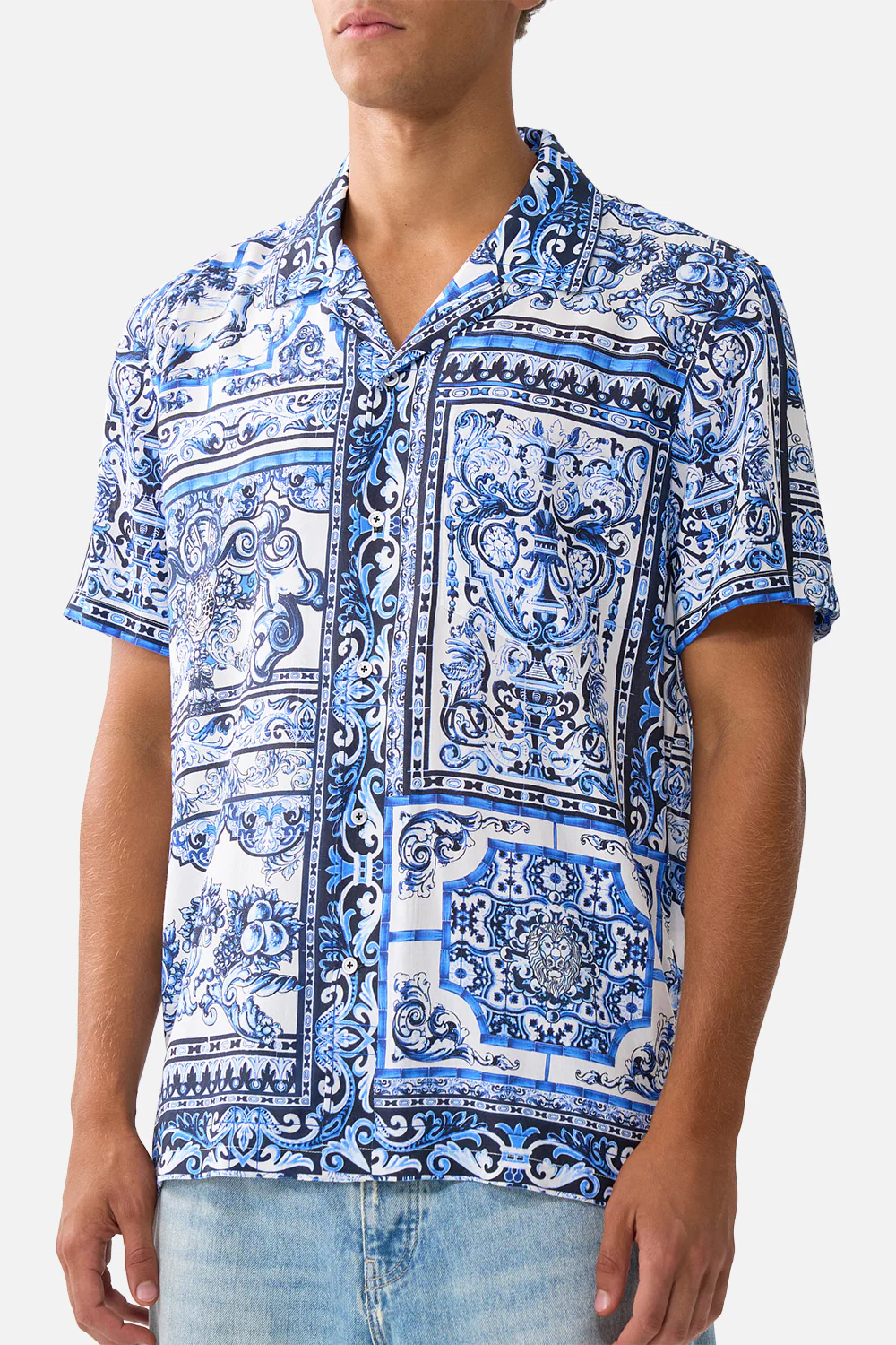 SHORT SLEEVE CAMP COLLARED SHIRT A TILED WONDERLAND - Image 5
