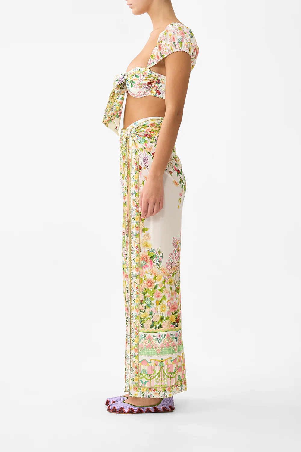 LONG SARONG WITH GATHERED TAB AND LEG SPLIT THE CALL OF CATALONIA - Image 4