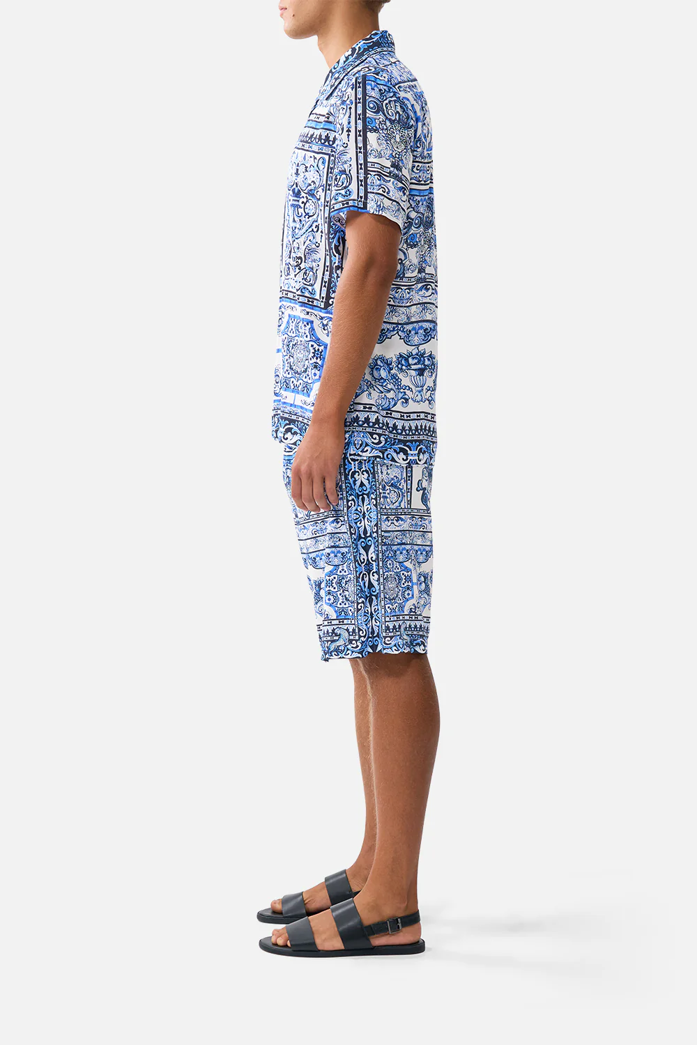 BAGGY LONG WALK SHORT WITH ELASTIC WAIST A TILED WONDERLAND - Image 4