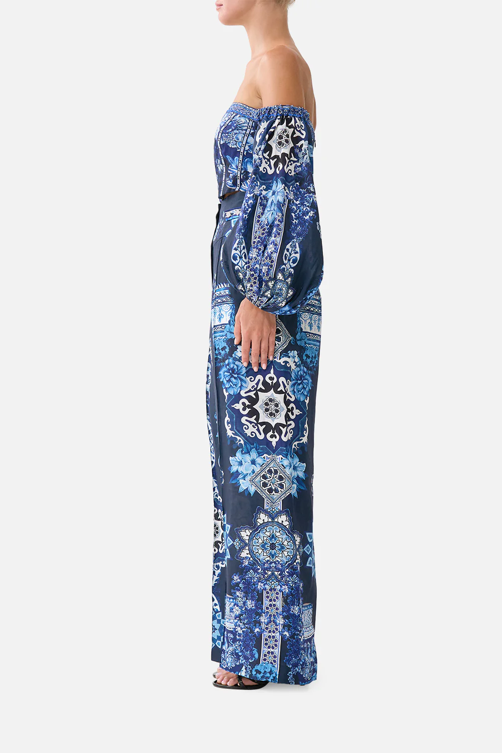LONG SLEEVED CORSET CROP TOP A TILED WONDERLAND - Image 4