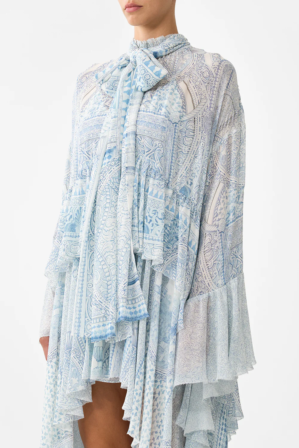 RUFFLE HIGH LOW DRESS WITH LONG SLEEVE THE HUM OF THE ALHAMBRA - Image 5