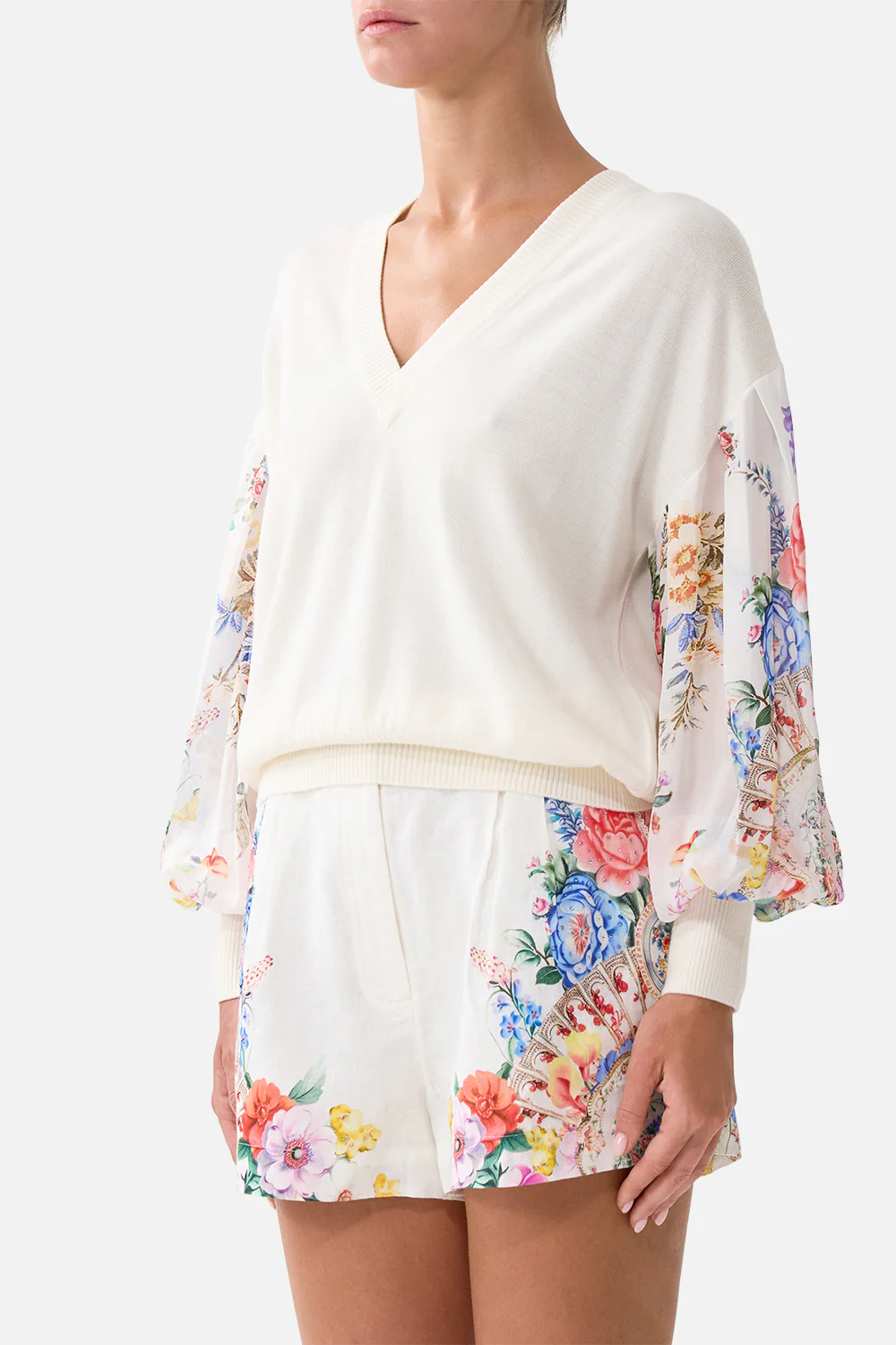 V NECK KNIT JUMPER WITH SILK SLEEVE I LEFT MY HEART IN GRANADA - Image 5