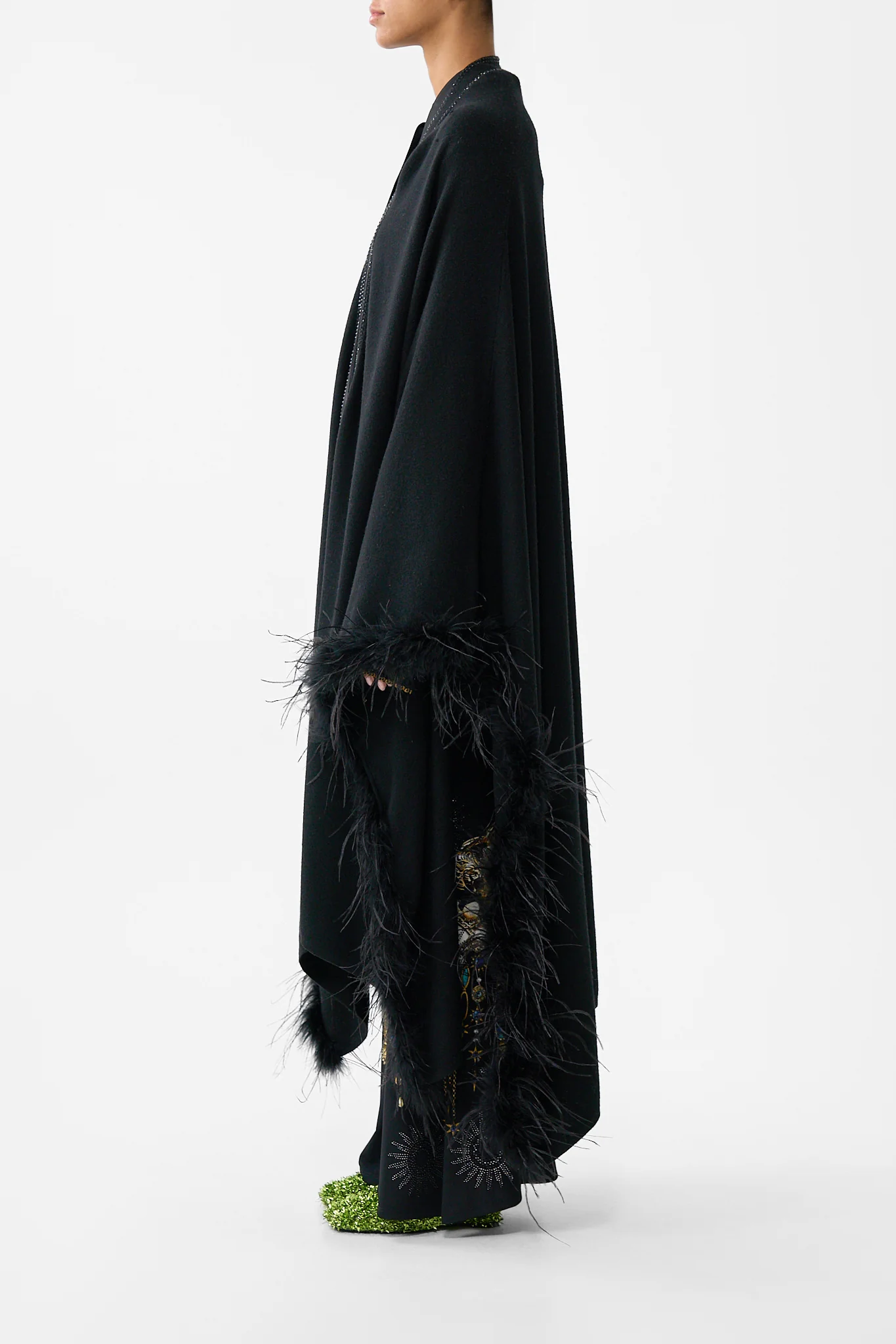 THROW OVER WITH FEATHERS AMULETS AND ALCHEMY - Image 4