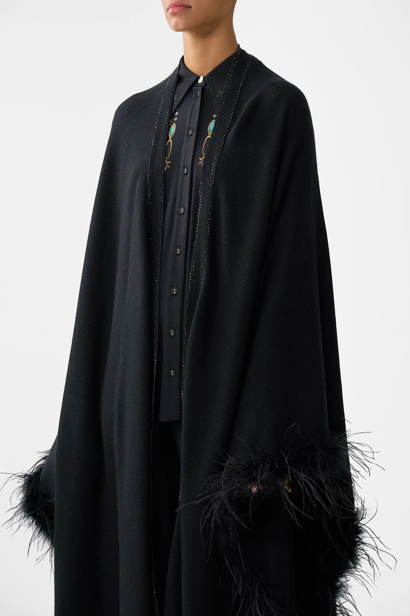 THROW OVER WITH FEATHERS AMULETS AND ALCHEMY - Image 5