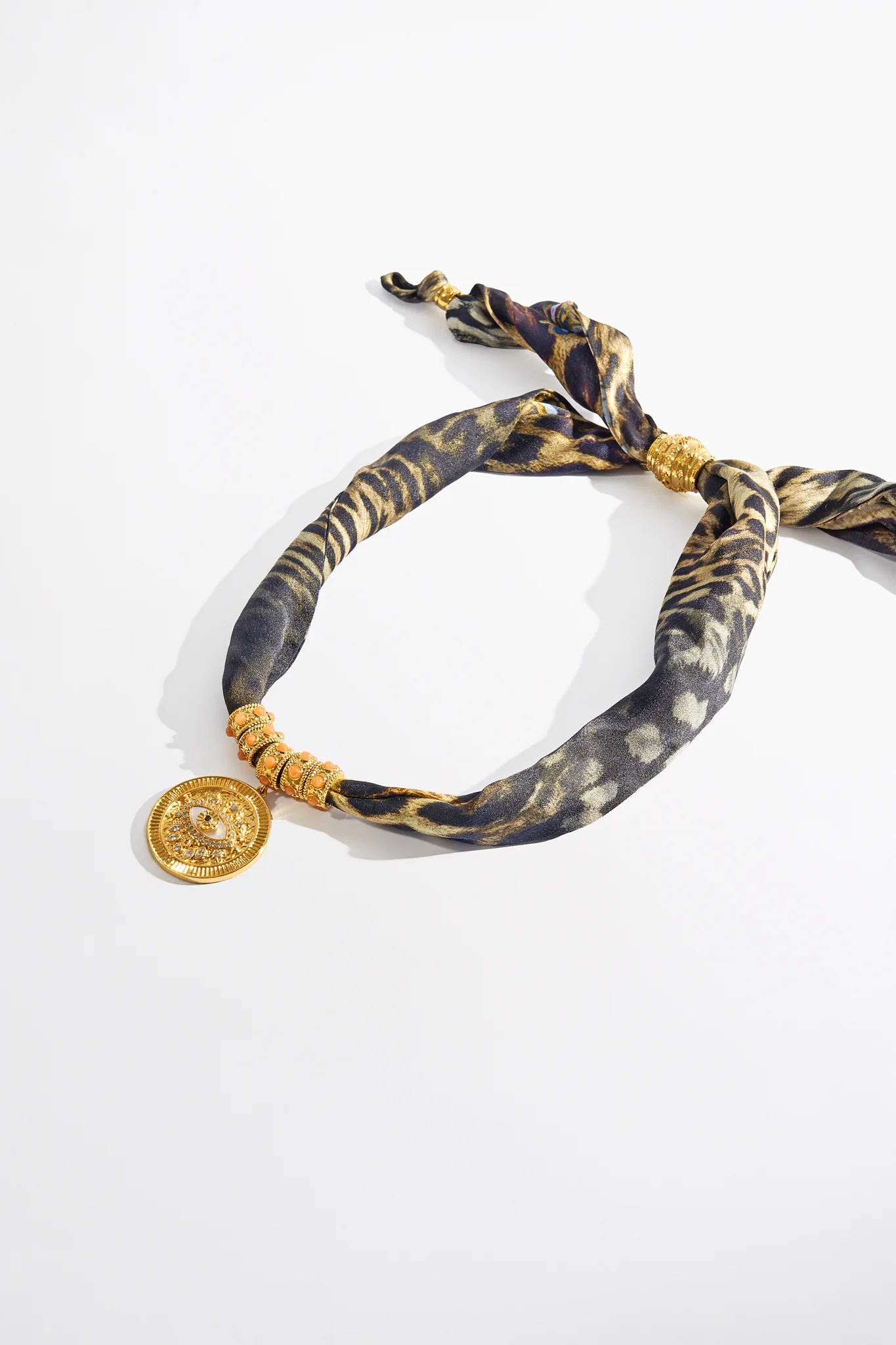 ENCHANTED OCEANIA SILK NECKLACE GOLD