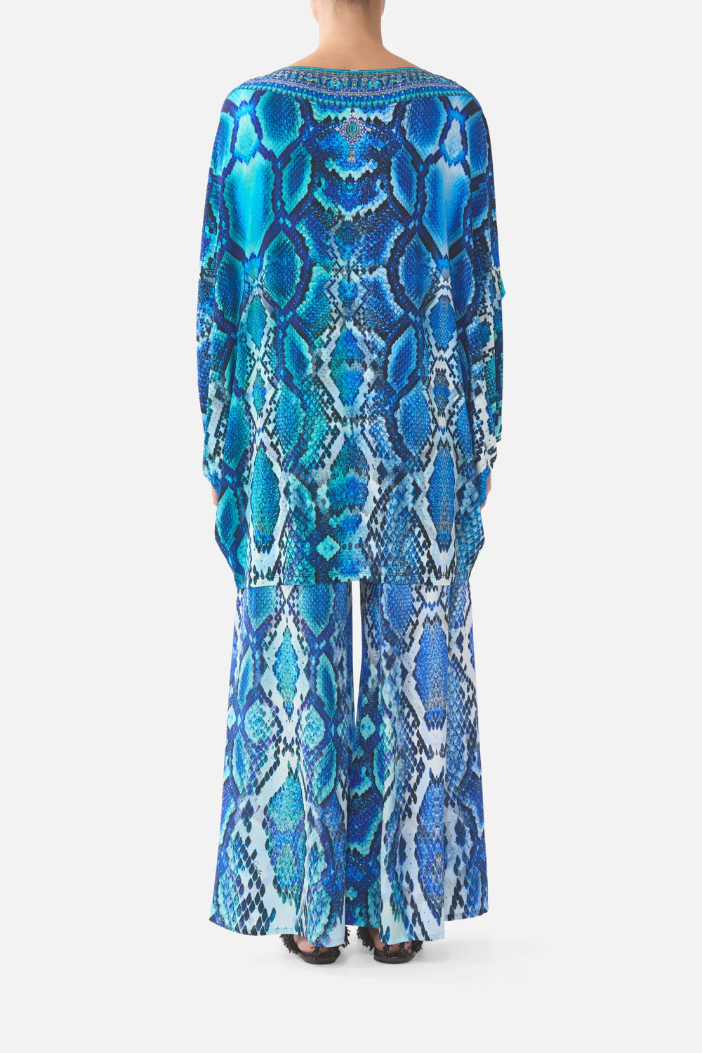 BAT SLEEVE KAFTAN WITH COLD SHOULDER THE SAPPHIRE SERPENT - Image 2