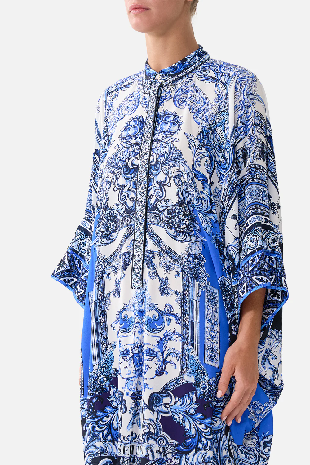 BATWING KAFTAN A TILED WONDERLAND - Image 5