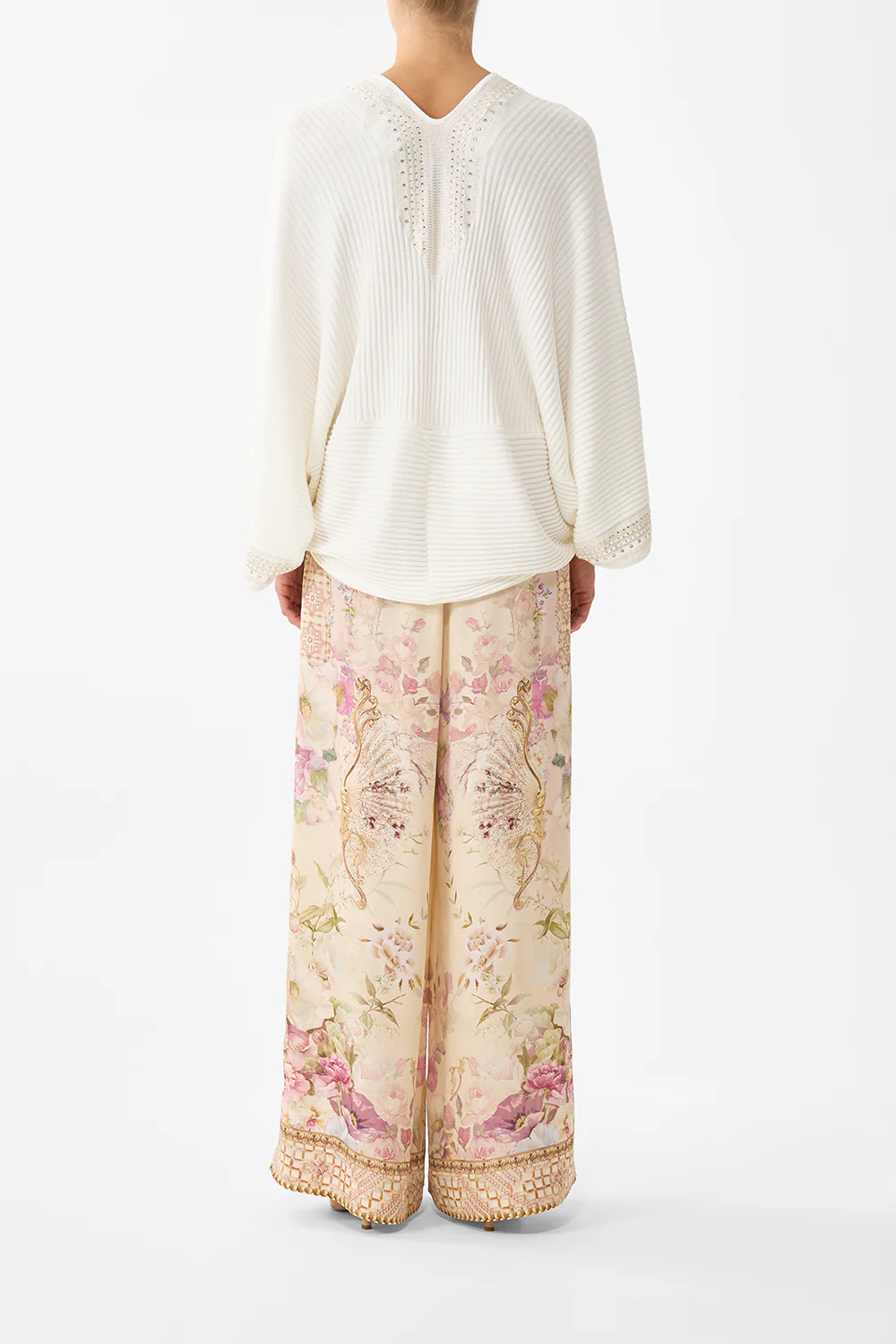 RELAXED V NECK KNIT TOP THE HUM OF THE ALHAMBRA - Image 2