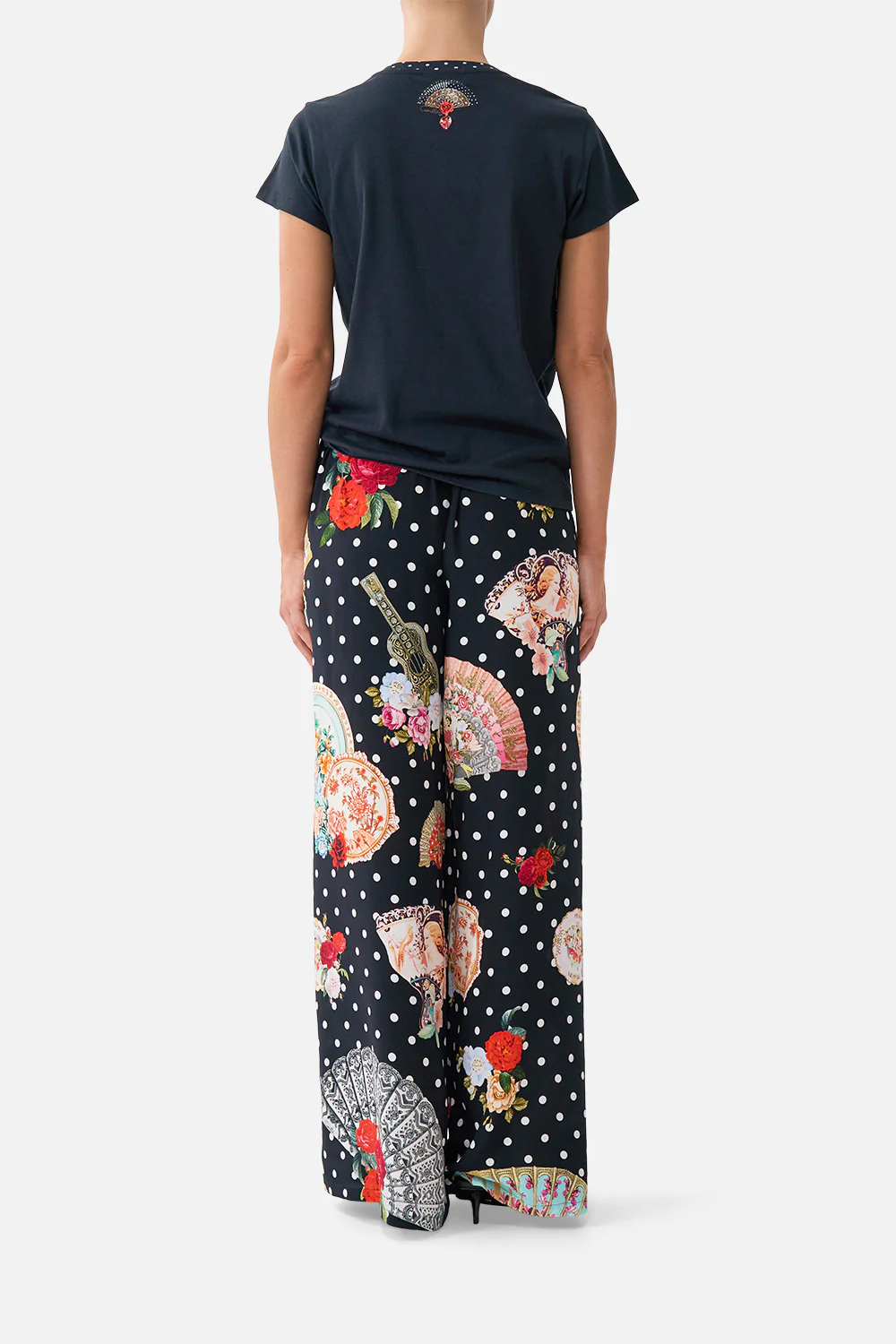 SLIM FIT ROUND NECK T-SHIRT - BLACK DAUGHTERS OF DUENDE - Image 2