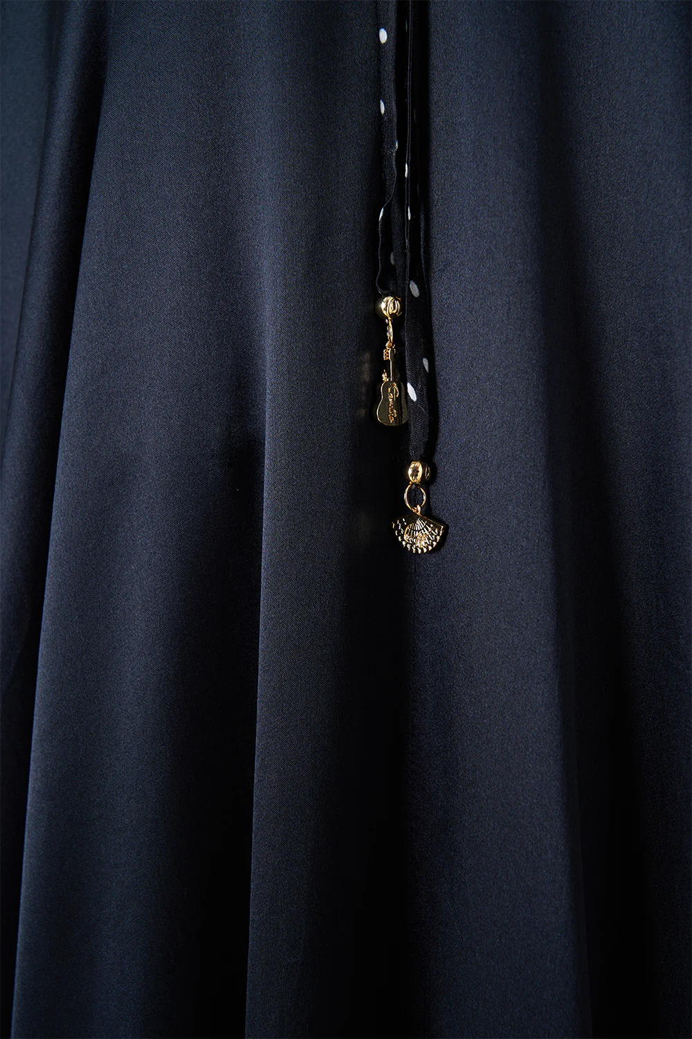 DRAPE FRONT V NECK KAFTAN DAUGHTERS OF DUENDE - Image 7