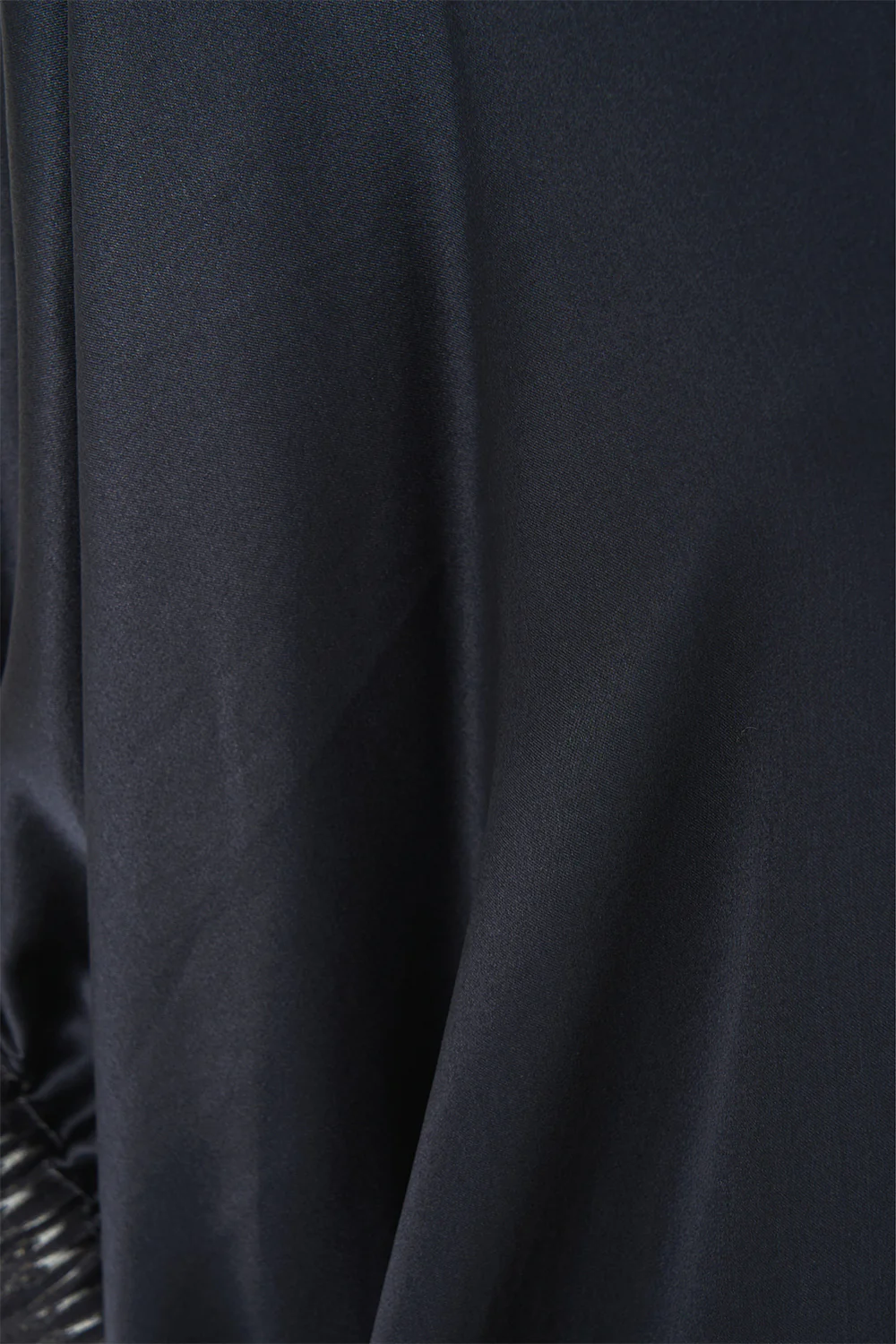 GATHERED CUFF V NECK TOP DAUGHTERS OF DUENDE - Image 7