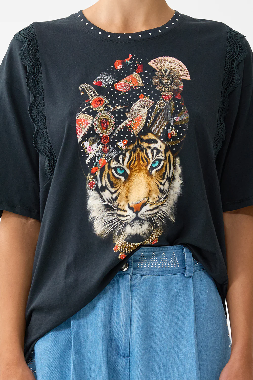 OVERSIZED TEE WITH LACE TRIM DAUGHTERS OF DUENDE - Image 6