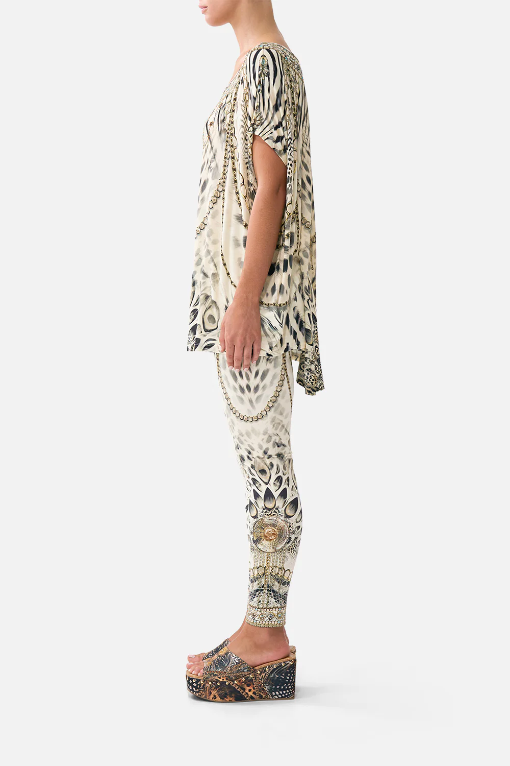 LOOSE FIT TEE LADY LIONHEART - Image 4