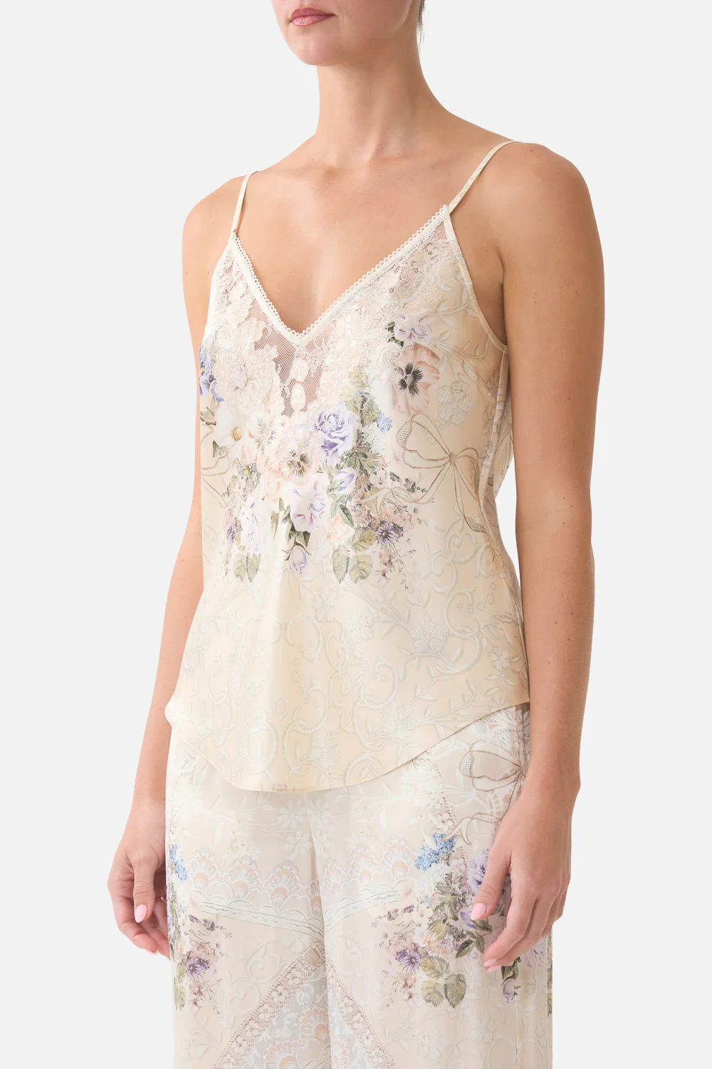 V-NECK BIAS CAMI LACED WITH LOVE - Image 5